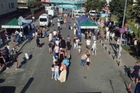 Küçükçekmece Belediyesi 18 mahallede yüzlerce çocuğu oyunla buluşturdu