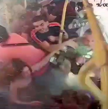 Küçükçekmece’deki feci metrobüs kazası anına ait araç içi görüntüsü ortaya çıktı