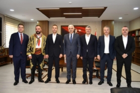 Kurtdereli Güreşleri’ne, kırmızı dipli mumlar ile davetler başladı