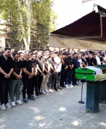 Kuyumcular Dernek Başkanı gözyaşlarıyla toprağa verildi