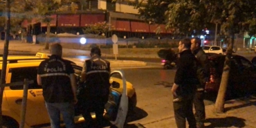 Laf atma kavgasında kan aktı: Baba öldü, oğlu yaralandı