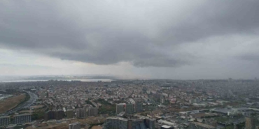 Mega kentin semalarını yağmur butları böyle geldi