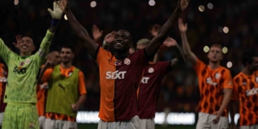 Michy Batshuayi, ilkleri yaşadı