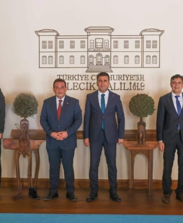 Milliyetçi Hareket Partisi’nden Vali Şefik Aygöl’e ziyaret