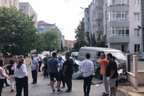 Minibüsle otomobil çarpıştı: 1 yaralı