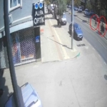Motosiklet sürücüsünün çarptığı yaşlı kadın hayatını kaybetti...O anlar kamerada