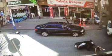 Motosikletli çocuğun devrildiği anlar kamerada
