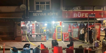 Motosikletli saldırganlar dehşet saçtı: Esnaf vuruldu
