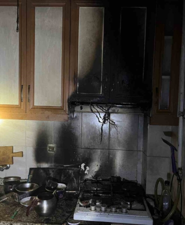 Mutfakta çıkan yangın panik yarattı