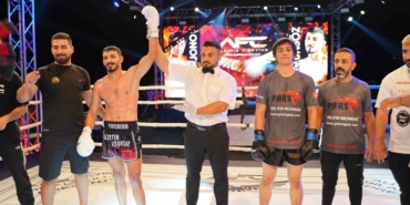 Nefes kesen maçı İzzettin Altunsöz kazandı