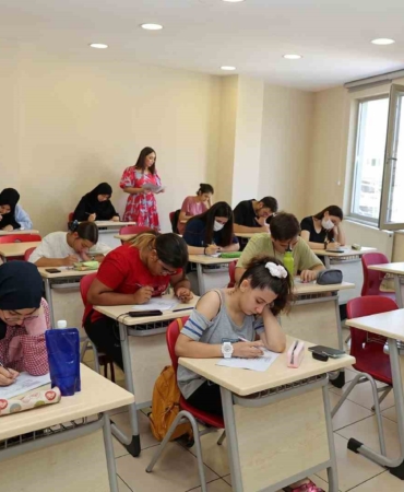 Öğrenciler “Deneme Kulübü” ile TYT ve AYT’ye prova yaparak hazırlanacak