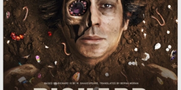 Okan Bayülgen’in çarpıcı "Richard" yorumu 20 Ağustos’ta sahnede