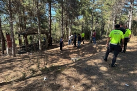 Ormanda baygın hale bulunan şahıs polis ve sağlık ekiplerini harekete geçirdi