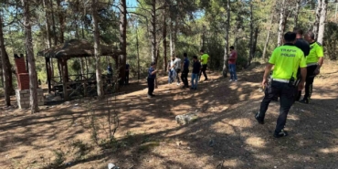 Ormanda baygın hale bulunan şahıs polis ve sağlık ekiplerini harekete geçirdi