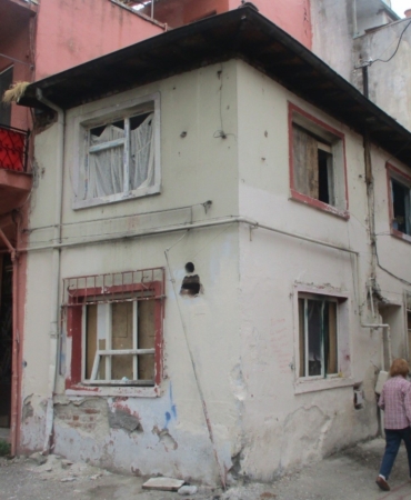 Osmangazi’de metruk bina yıkımları hız kazandı