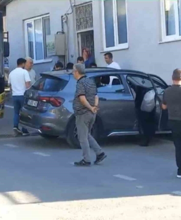 Otobüse çarpmamak için eve daldı