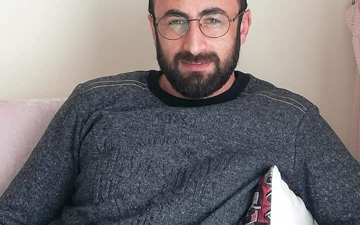 Otomobil ile kafa kafaya çarpışan motosikletteki itfaiyeci hayatını kaybetti