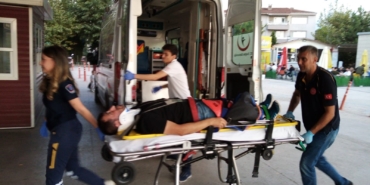 Otomobil ile motosiklet çarpıştı: 4 yaralı