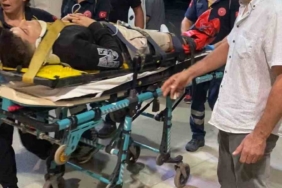 Otomobil ile motosiklet kafa kafaya çarpıştı: 2 ağır yaralı