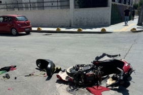 Otomobil ve elektrikli motosiklet çarpıştı: 1 çocuk yaralandı