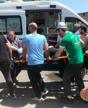 Otomobilin çarptığı yaya yaralandı