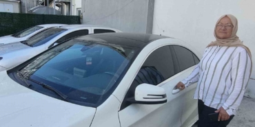 Otopark işleten Nadire Anne’yi gören şaşırıyor