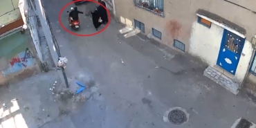 (Özel) Bursa’da film gibi olay.. Çantayı kapkaç yaptılar, böyle yakalandılar