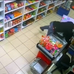 (Özel) Önce evi soydu, sonra marketi...Önce kamera sonra polise yakalandı