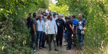 (Özel) Uludağ’ın eteğinde suyun kaynağında susuz kalan köylüler, eylem yaptı boruları kesti