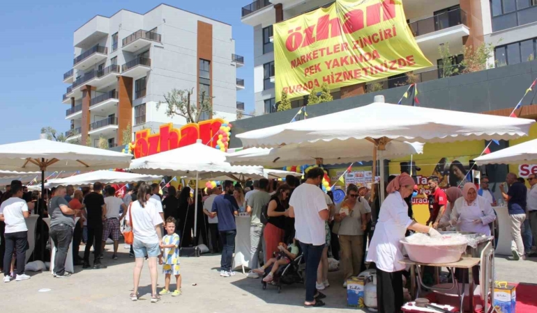 Özhan Marketler Zinciri’nin Kayapa şubesi açıldı