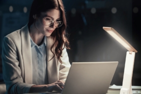 Panasonic, yeni ürünü Led Masa Lambası’nı piyasaya sürdü