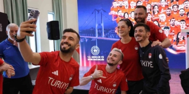 Paralimpik milli takımı tören eşliğinde Fransa’ya uğurlandı