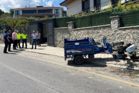 Pat pat duvara çarparak devrildi: 1 ölü, 7 yaralı