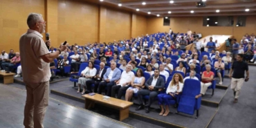 Prof. Dr. Naci Görür İstanbul’un genç ilçesini işaret etti: “Zemininin çok sağlam, dinamitle kırılacak kuvvete sahip”