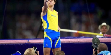 Rekorlar kıran Armand Duplantis’ten, Yusuf Dikeç pozu