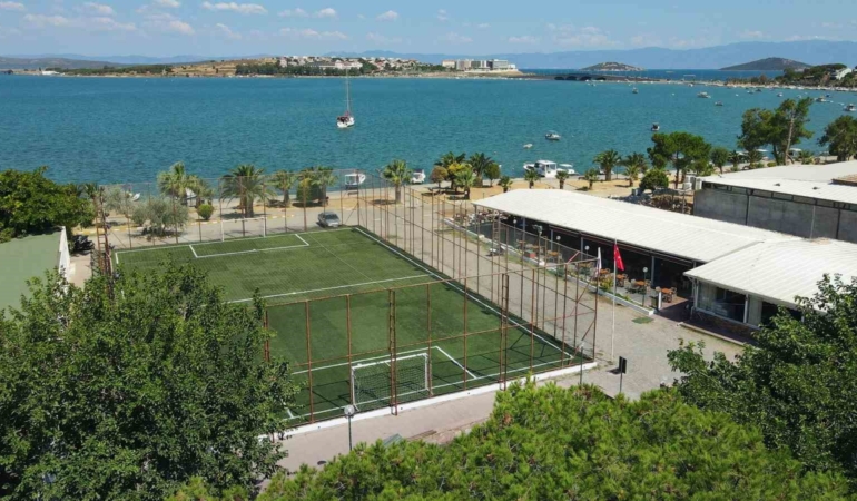Sarı Zeybek Sosyal ve Spor Tesisleri yenilendi