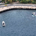 Sarıyer’de batan teknede kaybolan şahsı boğazda arama çalışmaları havadan görüntülendi