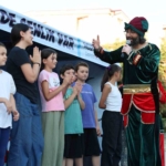 Şenlik çocukların ayağına geldi