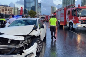 Şişli’de otomobil İETT otobüsüne arkadan çarptı: 3 yaralı