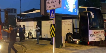 Şişli’de şehirlerarası otobüs seyir halindeyken alev aldı