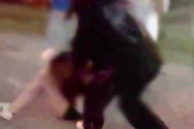 Sokak ortasında kız kavgası: Saç baş yoldular