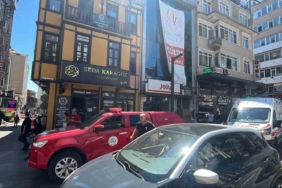 Solaryum cihazının kablosunda çıkan yangın korkuttu