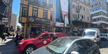 Solaryum cihazının kablosunda çıkan yangın korkuttu