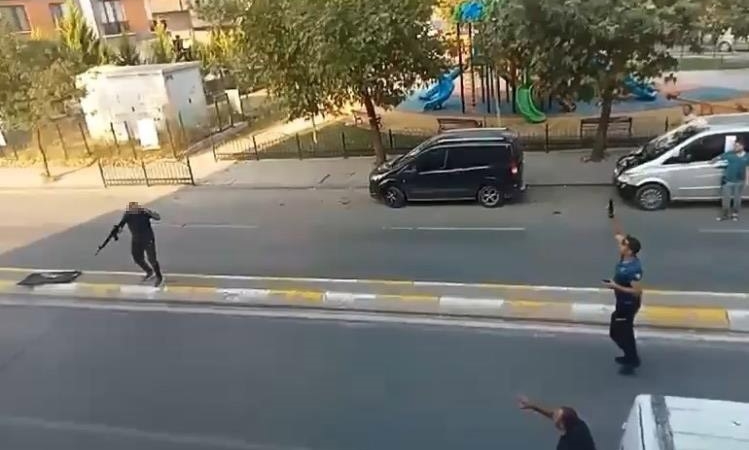 Sultanbeyli’de kasap dükkanına saldırıda yeni görüntüler ortaya çıktı