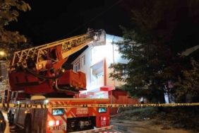 Sultanbeyli’de kömürlükte çıkan yangın mahalleliyi korkuttu