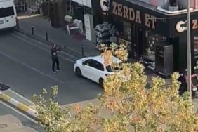 Sultanbeyli’de uzun namlulu silahla kasap dükkanına saldırı kamerada