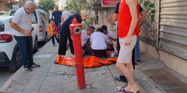 Sultangazi’de bir kişi kaldırımda yürürken silahlı saldırıya uğradı