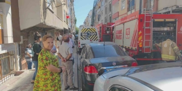 Sultangazi’de çatı katındaki kümeste çıkan yangında güvercinler telef oldu