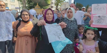 Sultangazi’de "toz" eylemi: İzinsiz yürüyüşe polis müdahale etti