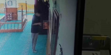 "Tamirciyim" dedi, 6 dakikada 5 bin liralık hırsızlık yaptı